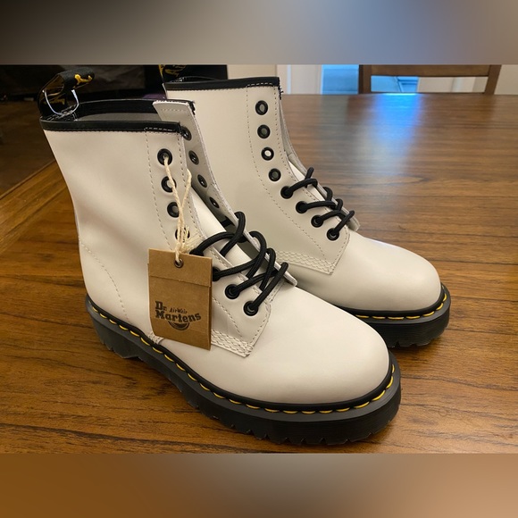 Dr. Martens 1460 Pascal Boots - Picture 4 of 12